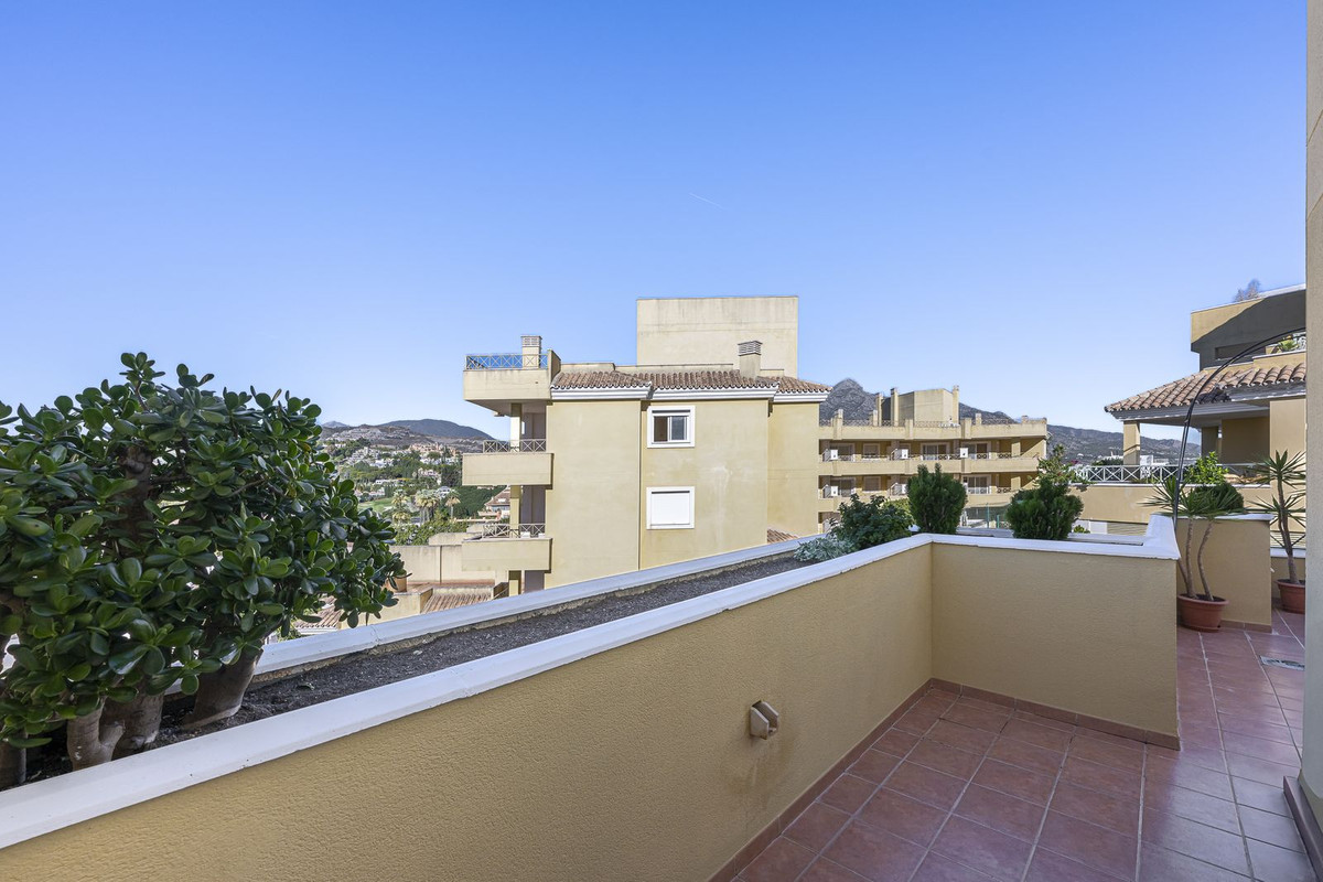 Te koop Middle Floor Apartment Costa Del Sol Nueva Andalucía € 335.000,-