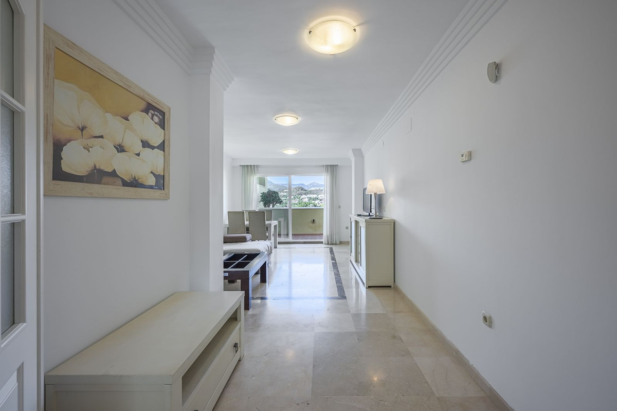 Te koop Middle Floor Apartment Costa Del Sol Nueva Andalucía € 335.000,-