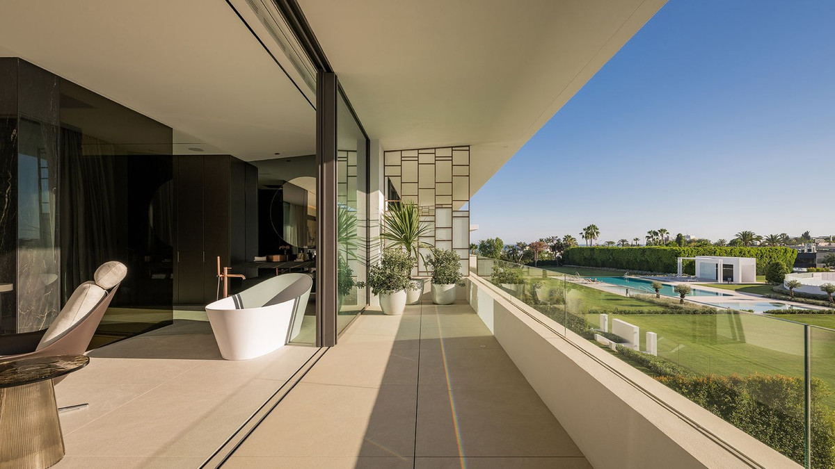 Te koop Half vrijstaand huis Costa Del Sol The Golden Mile € 7.500.000,-