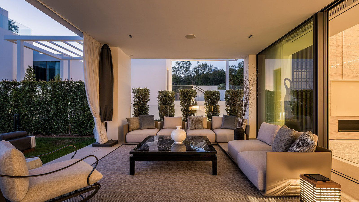 Te koop Half vrijstaand huis Costa Del Sol The Golden Mile € 7.500.000,-