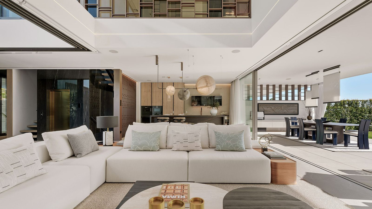 Te koop Half vrijstaand huis Costa Del Sol The Golden Mile € 7.500.000,-