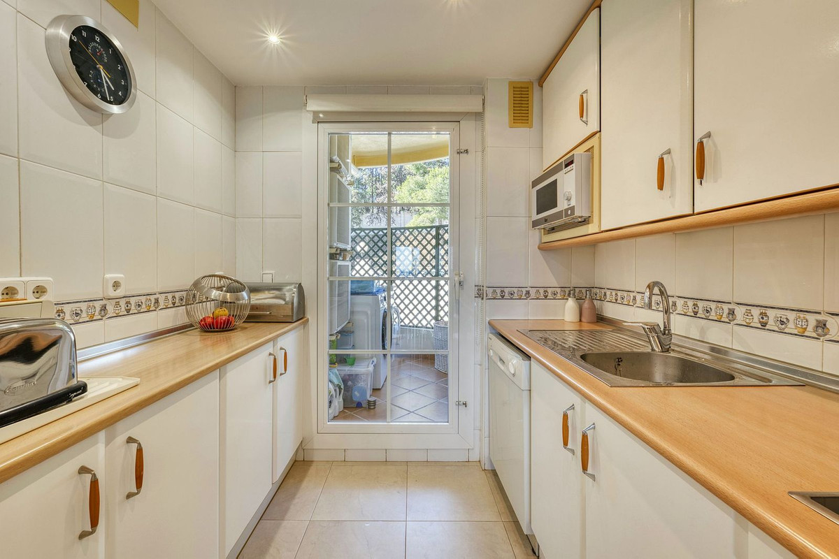 Te koop Middle Floor Apartment Costa Del Sol Marbella € 495.000,-