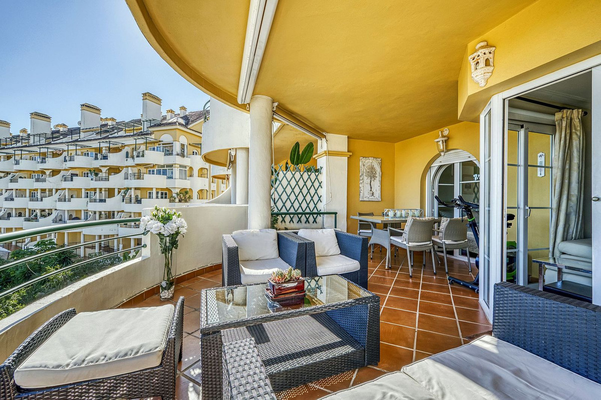 Te koop Middle Floor Apartment Costa Del Sol Marbella € 495.000,-