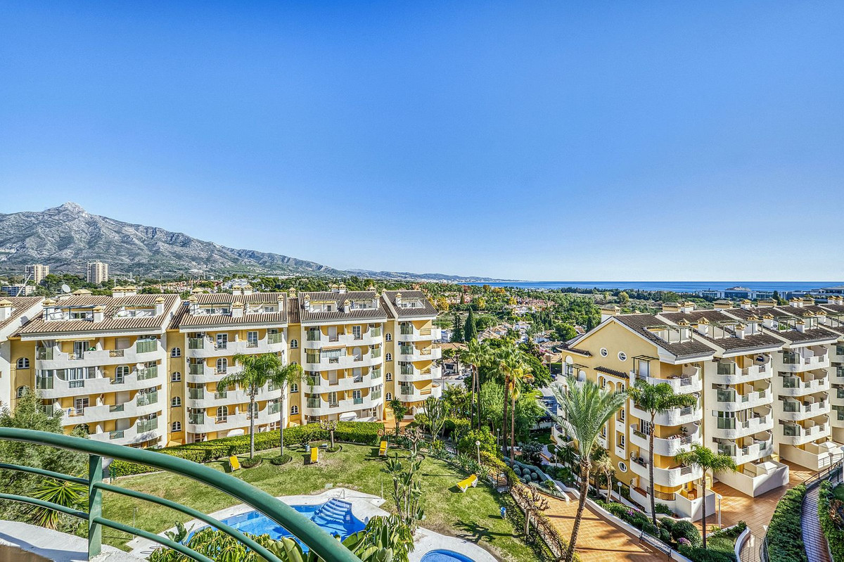 Te koop Middle Floor Apartment Costa Del Sol Marbella € 495.000,-