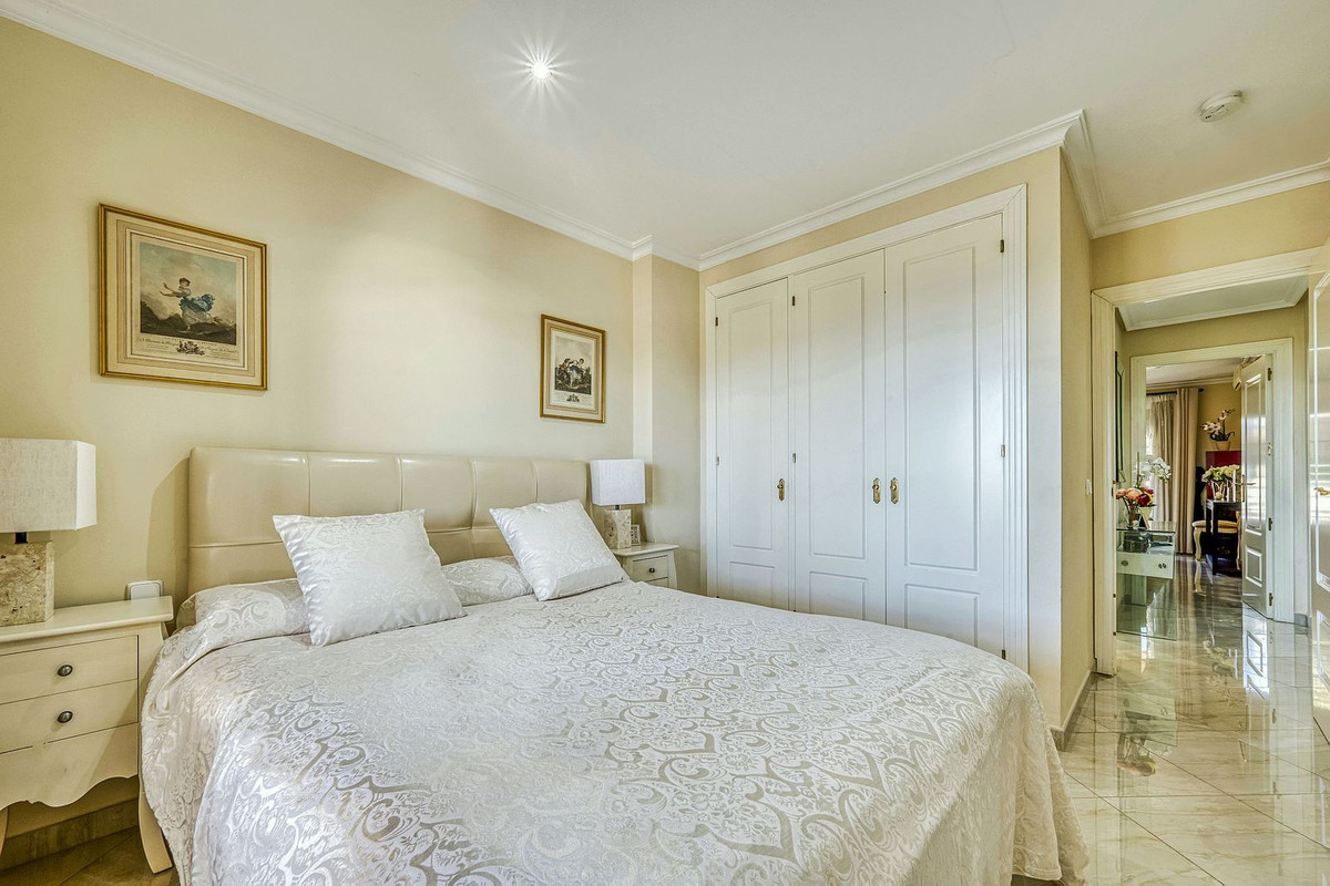 Te koop Middle Floor Apartment Costa Del Sol Marbella € 495.000,-