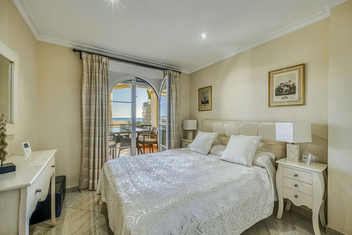 Te koop Middle Floor Apartment Costa Del Sol Marbella € 495.000,-