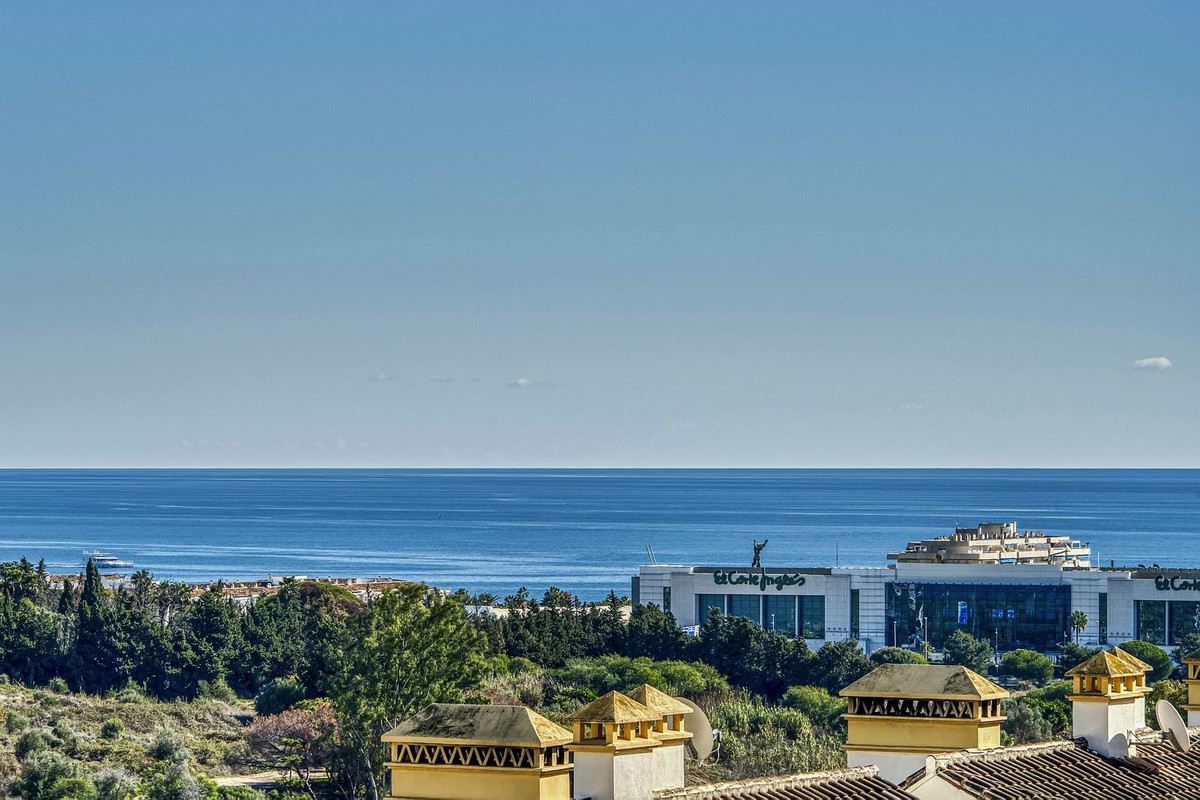 Te koop Middle Floor Apartment Costa Del Sol Marbella € 495.000,-