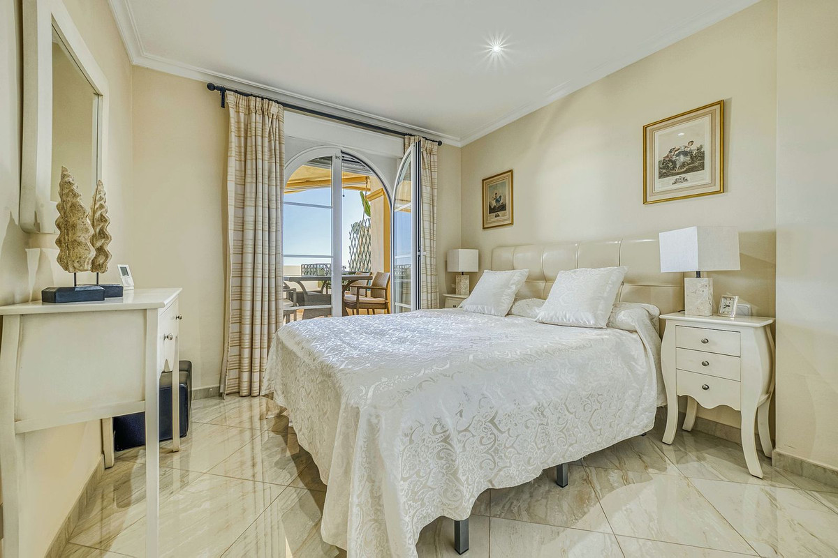 Te koop Middle Floor Apartment Costa Del Sol Marbella € 495.000,-