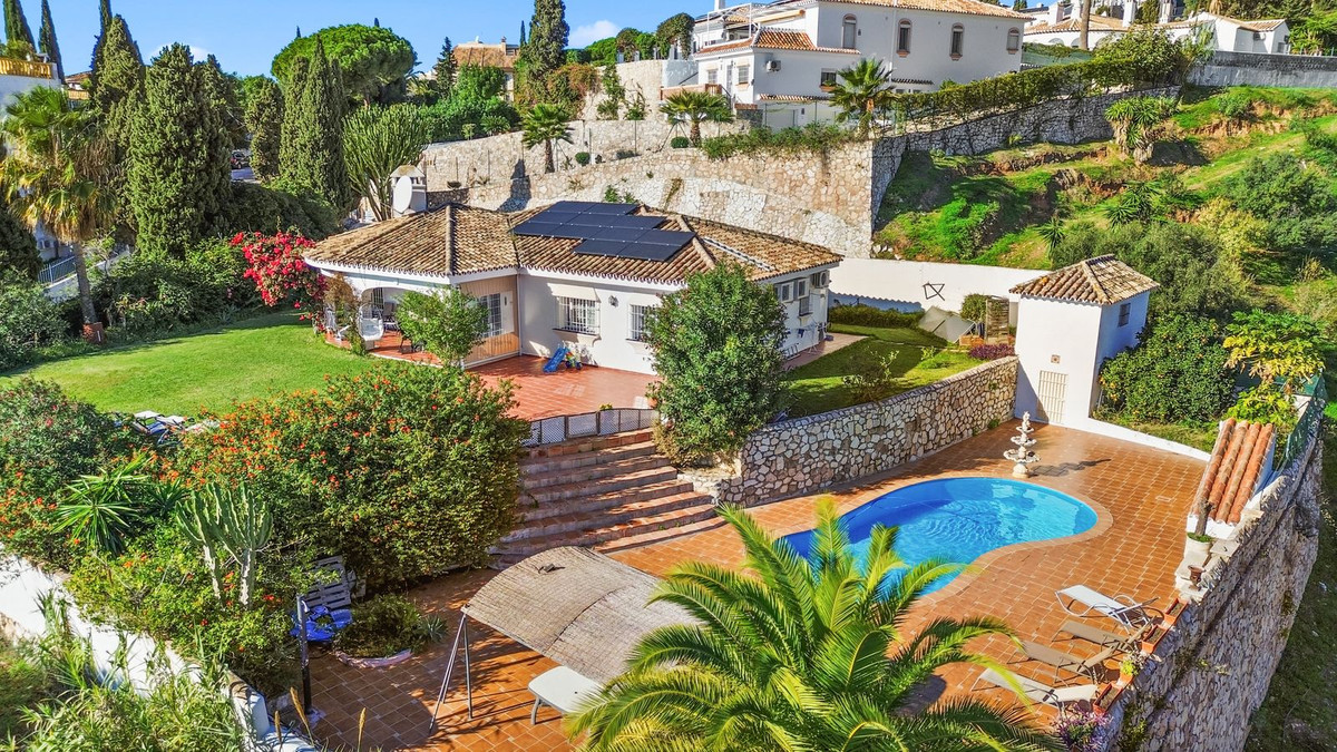 Te koop Vrijstaande Villa Costa Del Sol Mijas € 975.000,-