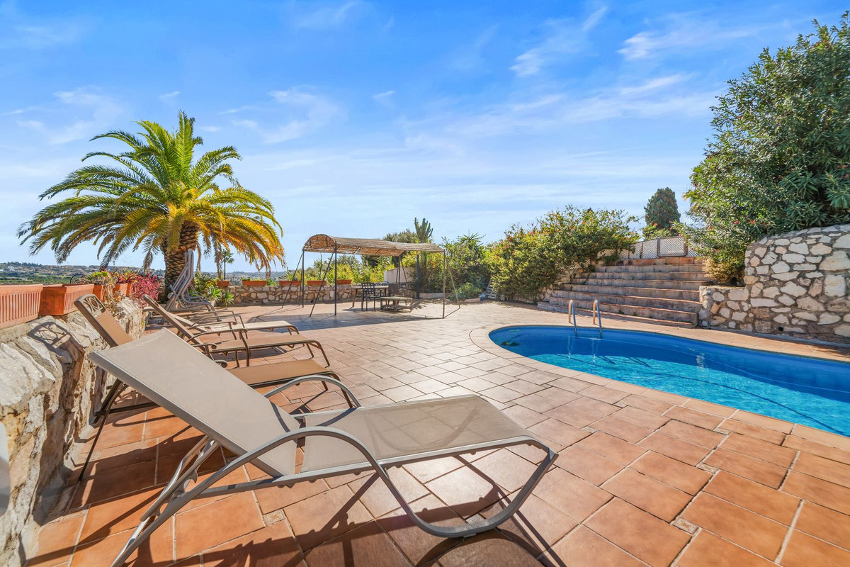 Te koop Vrijstaande Villa Costa Del Sol Mijas € 975.000,-