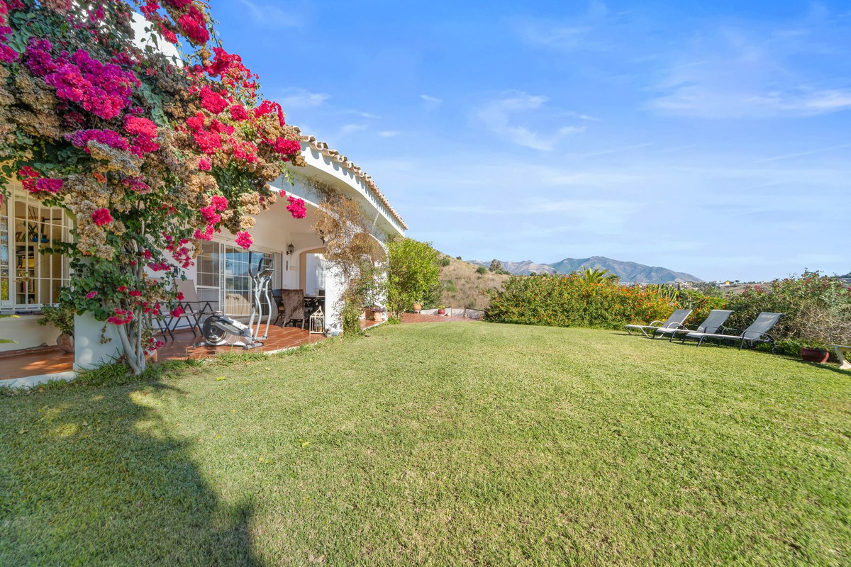 Te koop Vrijstaande Villa Costa Del Sol Mijas € 975.000,-