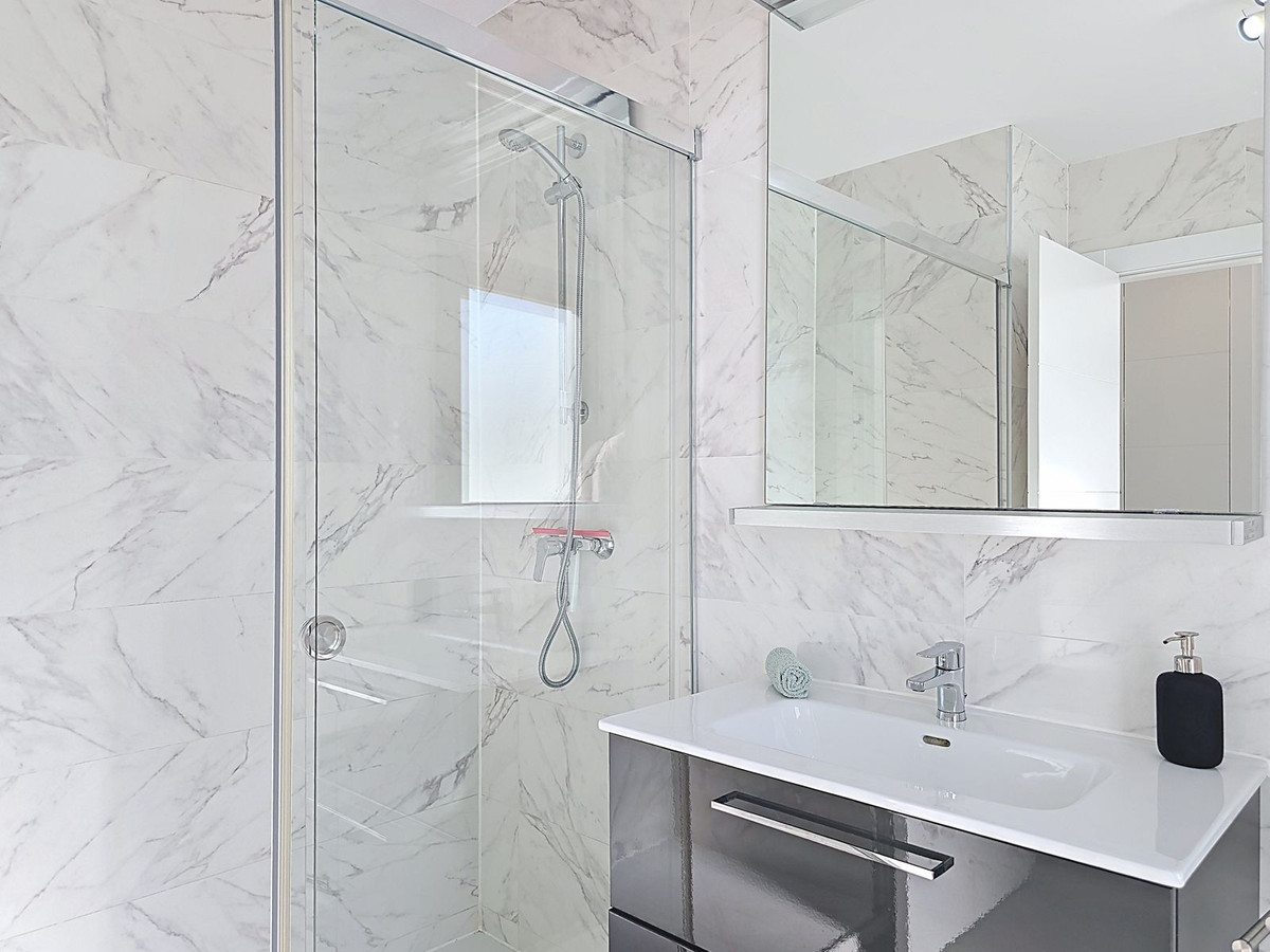 Te koop Penthouse Costa Del Sol Caleta De Vélez € 489.000,-