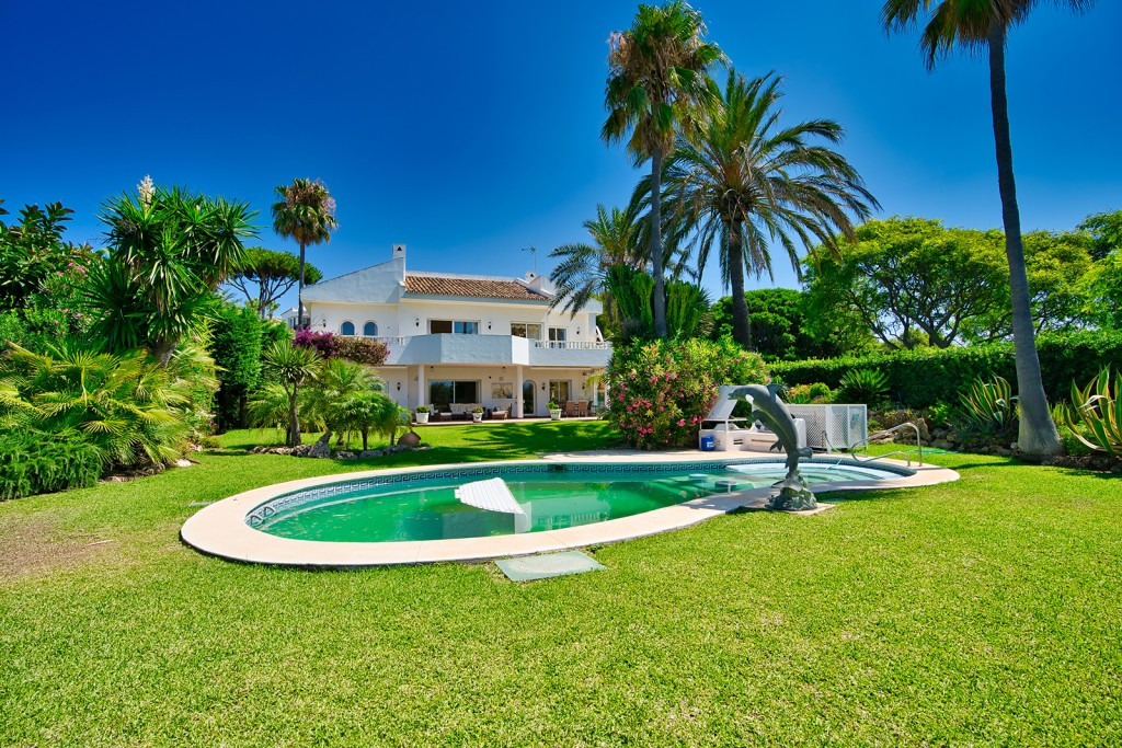 Te koop Vrijstaande Villa Costa Del Sol Marbella € 4.995.000,-
