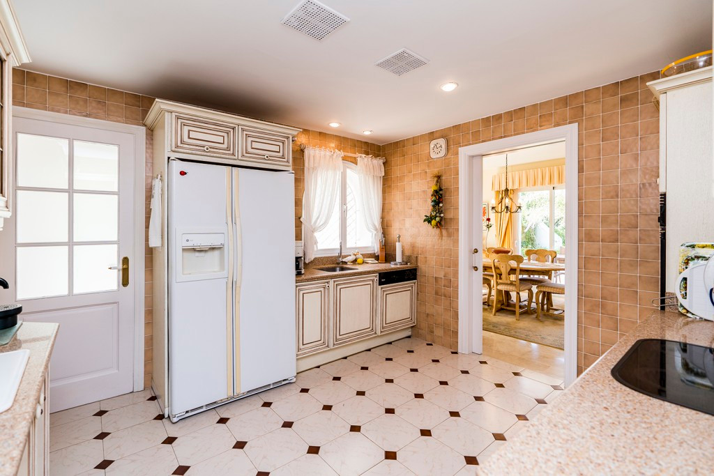 Te koop Vrijstaande Villa Costa Del Sol Marbella € 4.995.000,-