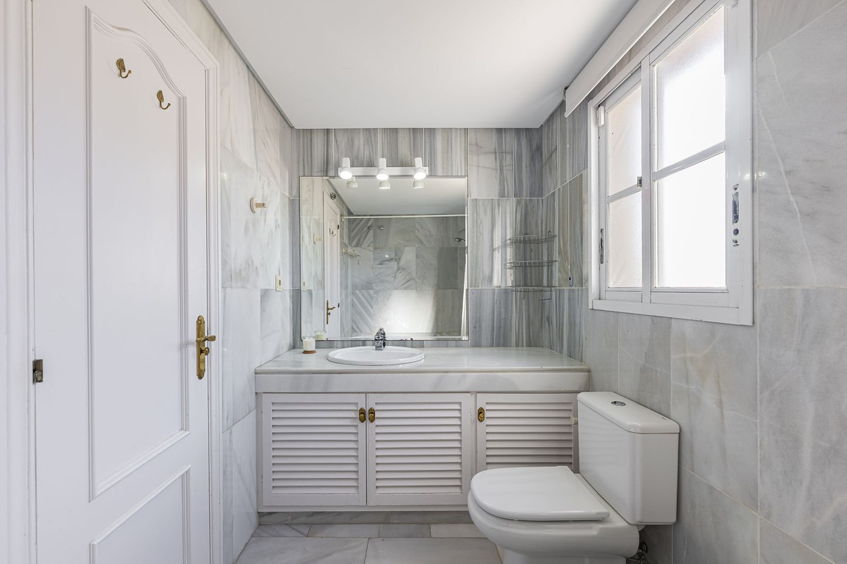 Te koop Herenhuis Costa Del Sol Estepona € 520.000,-