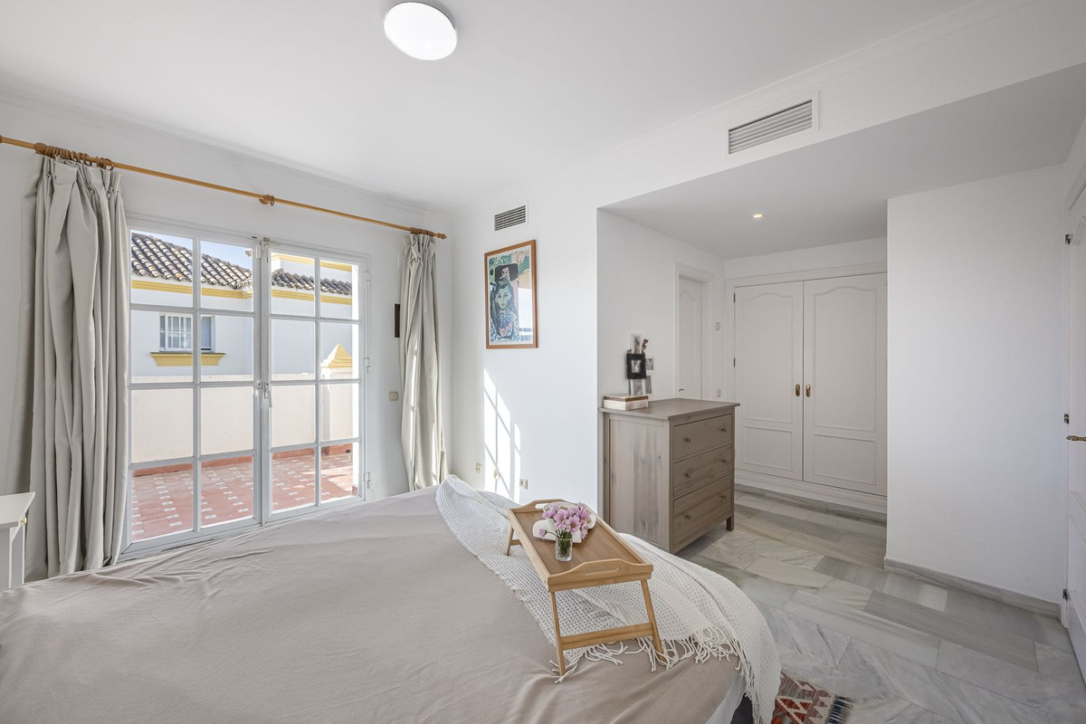 Te koop Herenhuis Costa Del Sol Estepona € 520.000,-