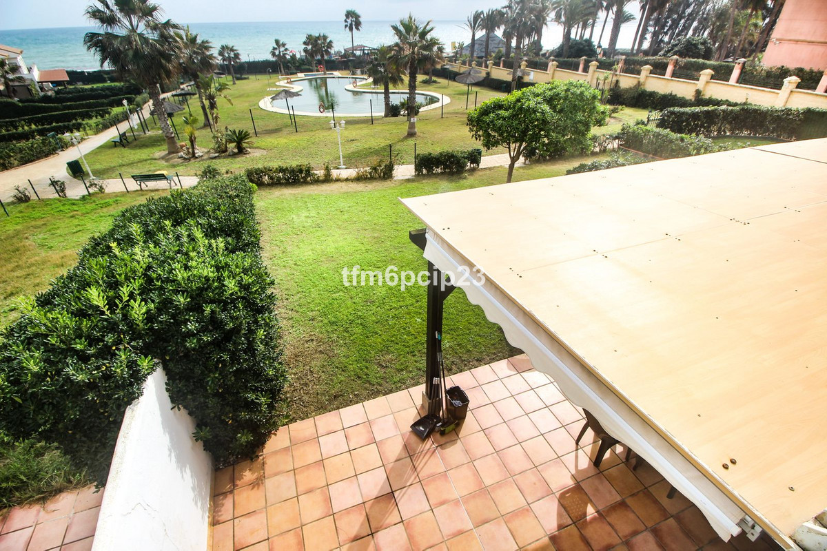 Te koop Herenhuis Costa Del Sol La Duquesa € 510.000,-