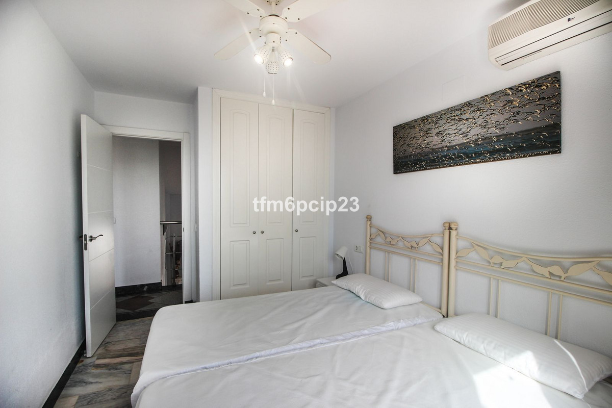 Te koop Herenhuis Costa Del Sol La Duquesa € 510.000,-