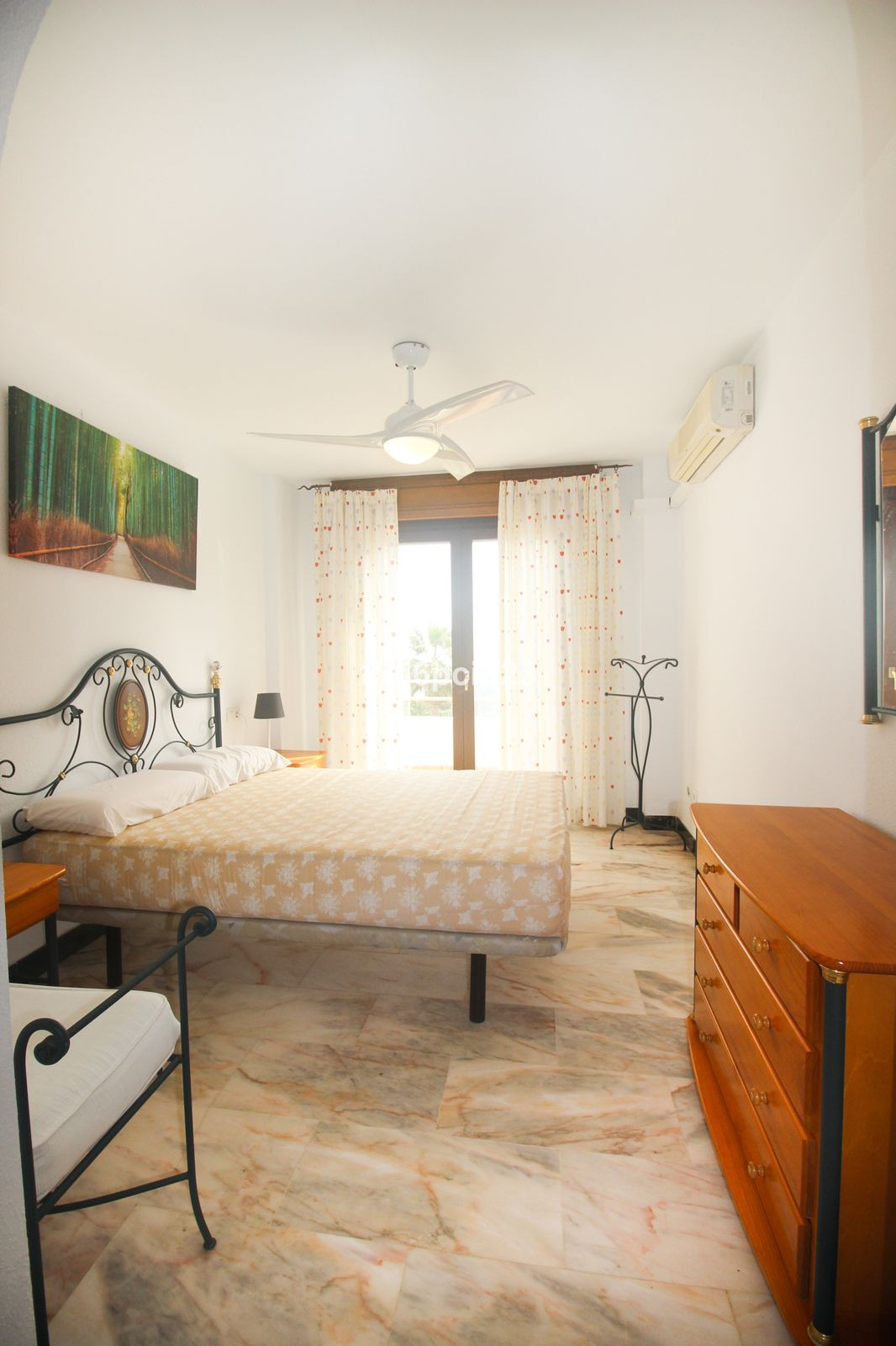 Te koop Herenhuis Costa Del Sol La Duquesa € 510.000,-