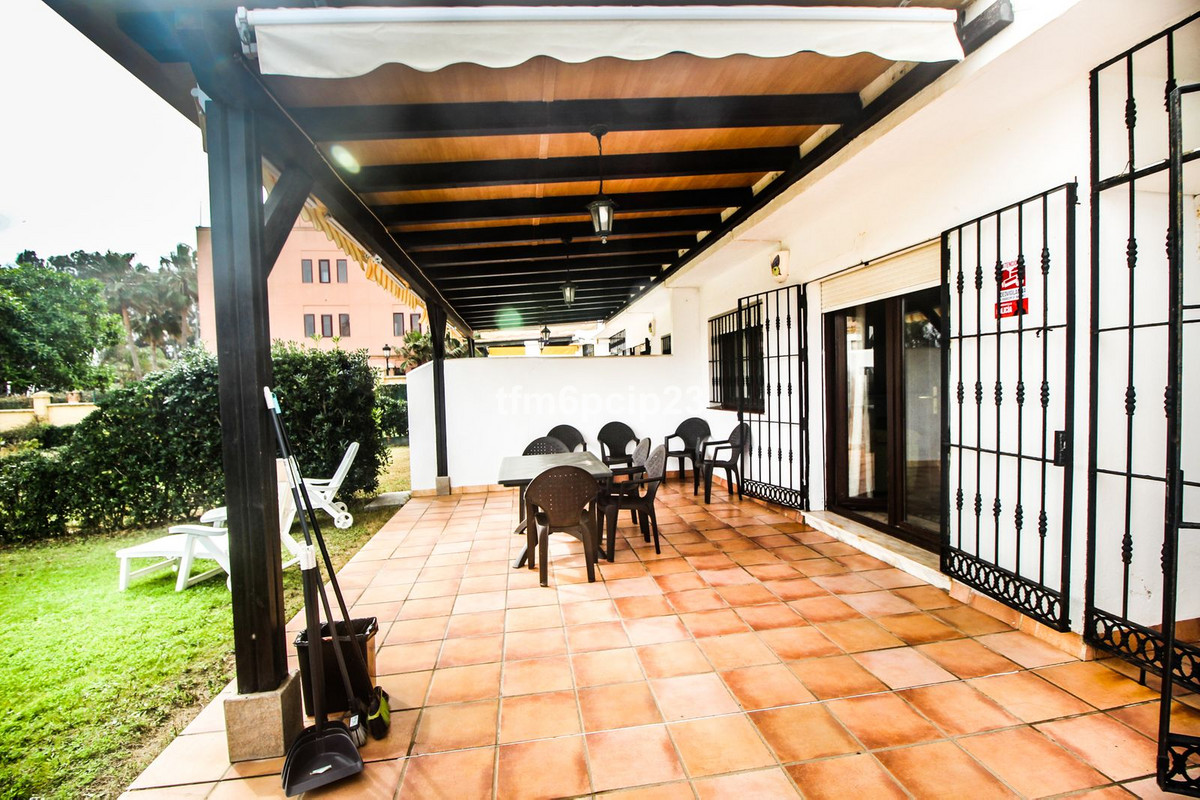 Te koop Herenhuis Costa Del Sol La Duquesa € 510.000,-