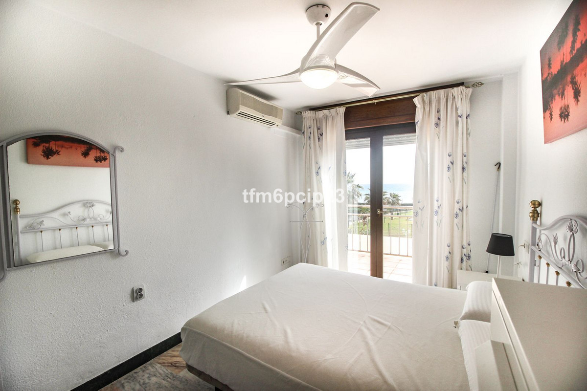 Te koop Herenhuis Costa Del Sol La Duquesa € 510.000,-