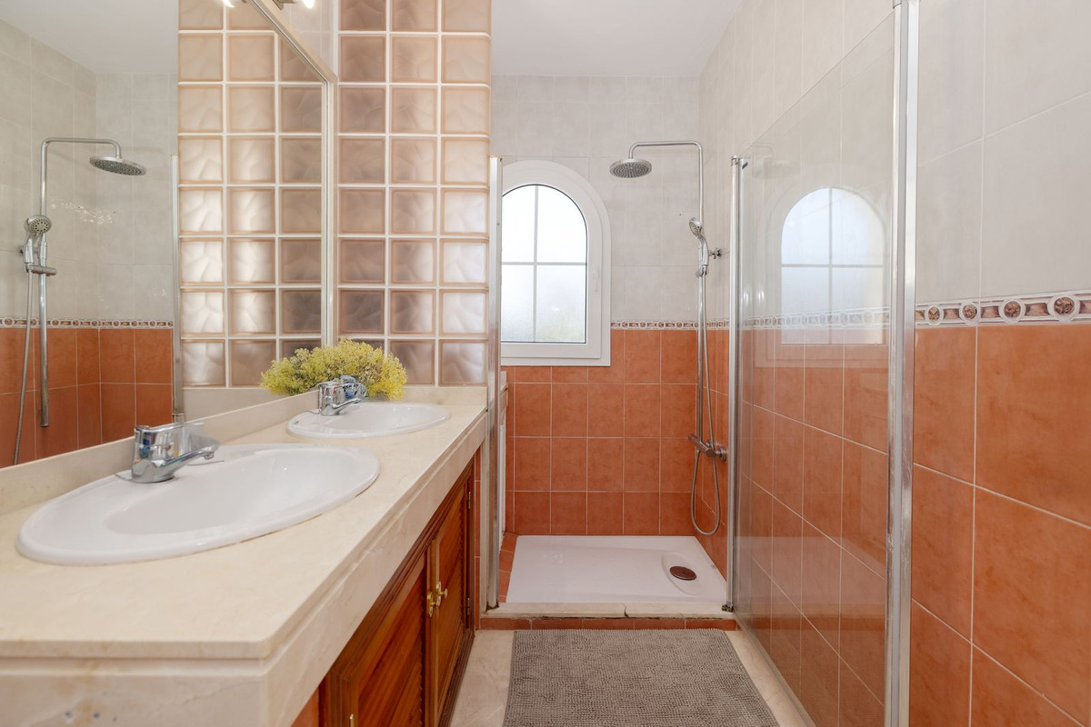 Te koop Half vrijstaand huis Costa Del Sol Torremolinos € 975.000,-