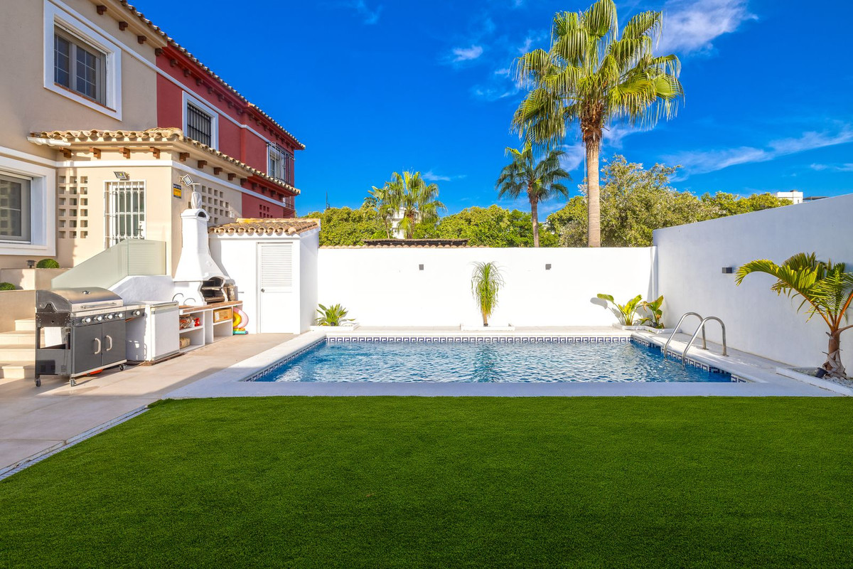 Te koop Half vrijstaand huis Costa Del Sol Torremolinos € 975.000,-