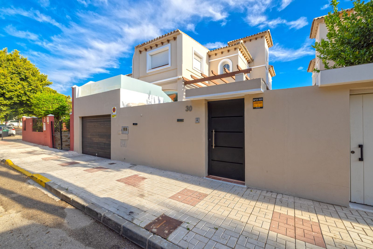 Te koop Half vrijstaand huis Costa Del Sol Torremolinos € 975.000,-