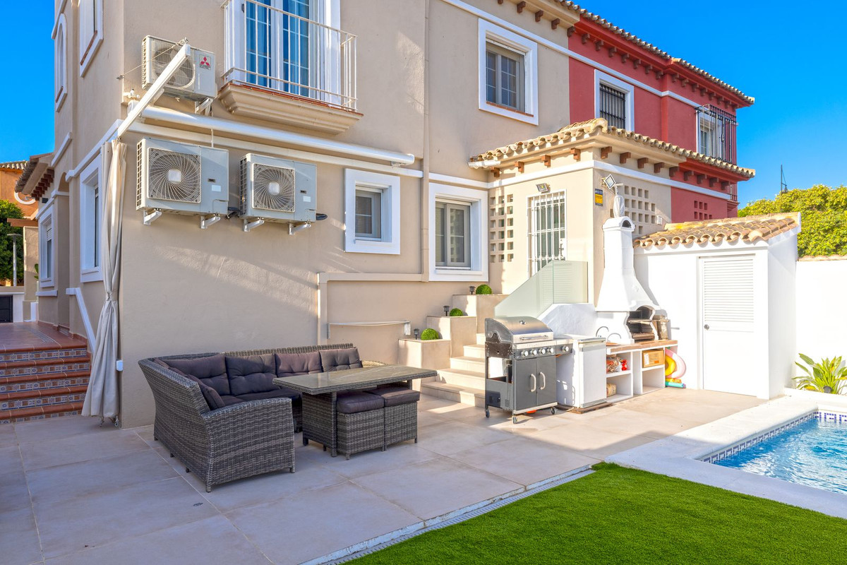 Te koop Half vrijstaand huis Costa Del Sol Torremolinos € 975.000,-