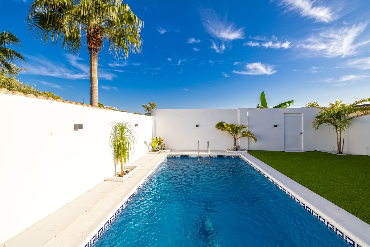 Te koop Half vrijstaand huis Costa Del Sol Torremolinos € 975.000,-