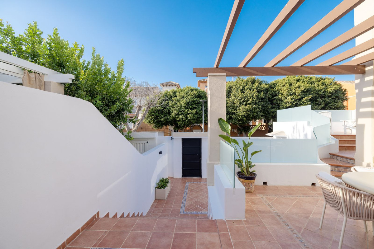 Te koop Half vrijstaand huis Costa Del Sol Torremolinos € 975.000,-