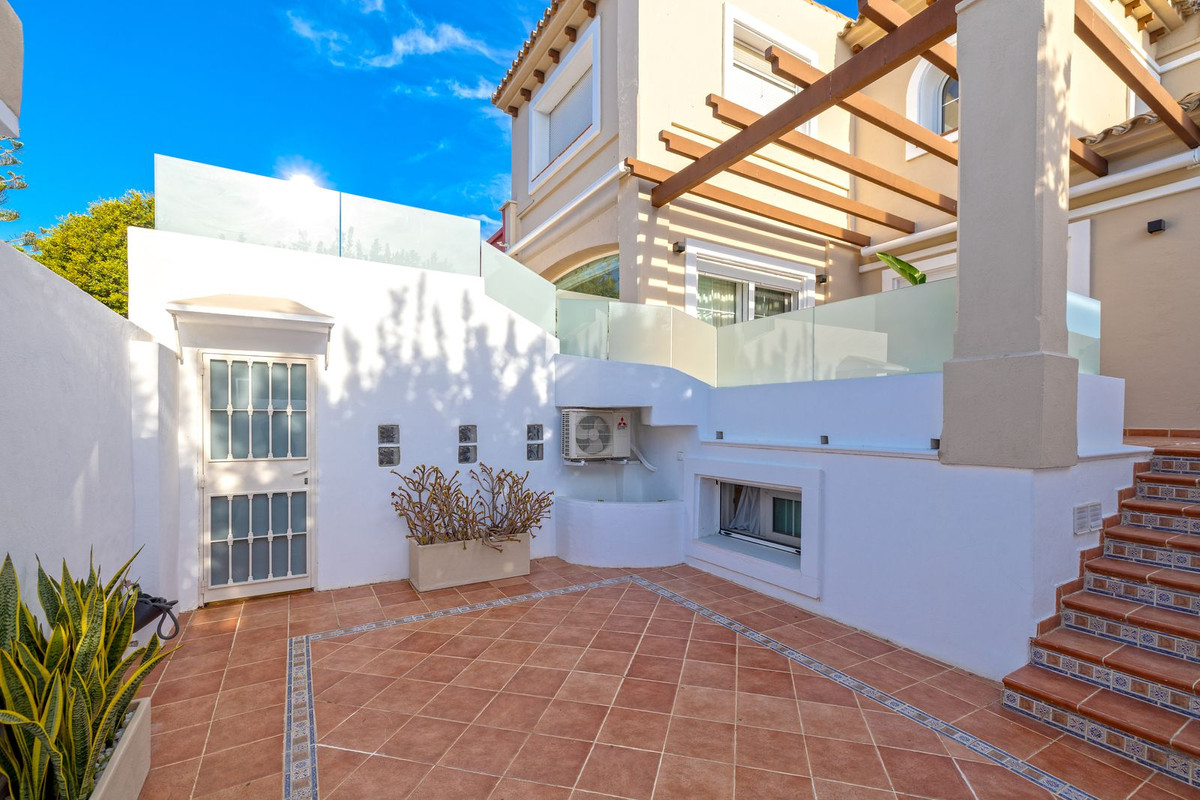 Te koop Half vrijstaand huis Costa Del Sol Torremolinos € 975.000,-