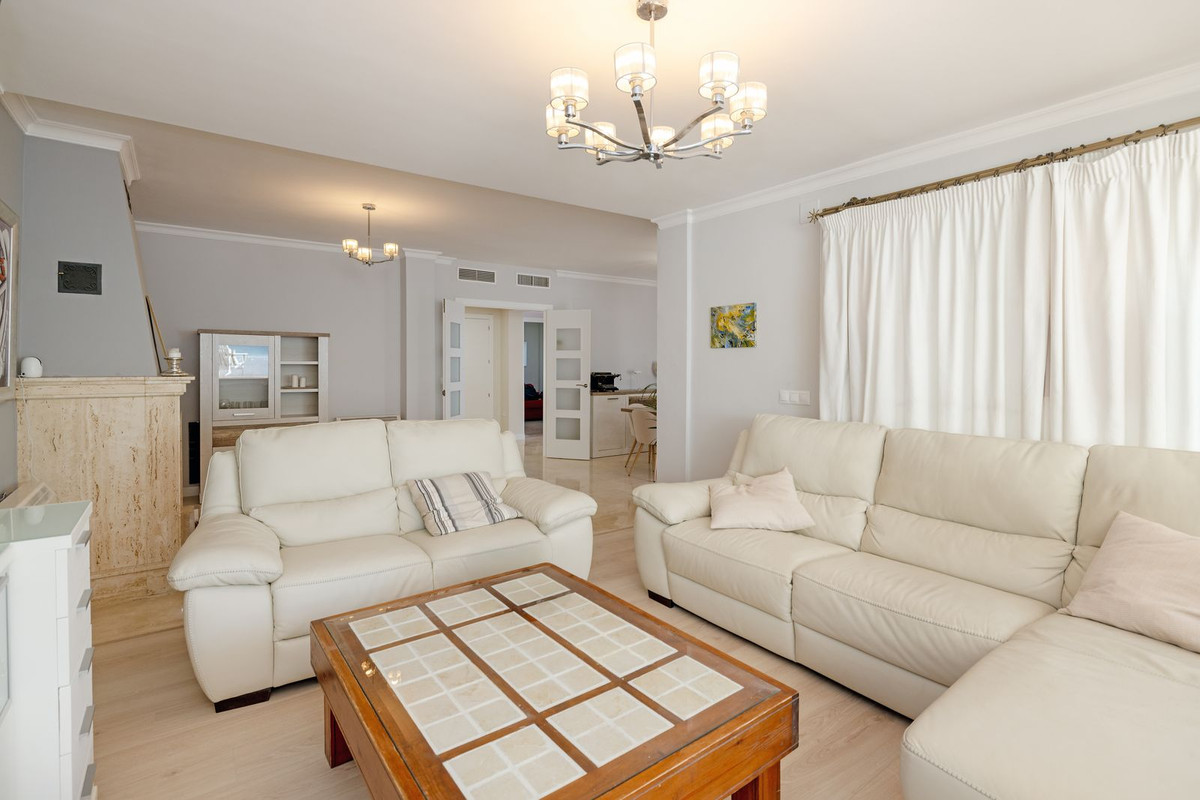 Te koop Half vrijstaand huis Costa Del Sol Torremolinos € 975.000,-