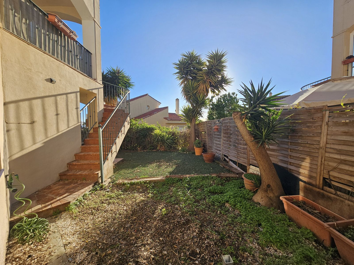 Te koop Half vrijstaand huis Costa Del Sol Riviera Del Sol € 395.000,-