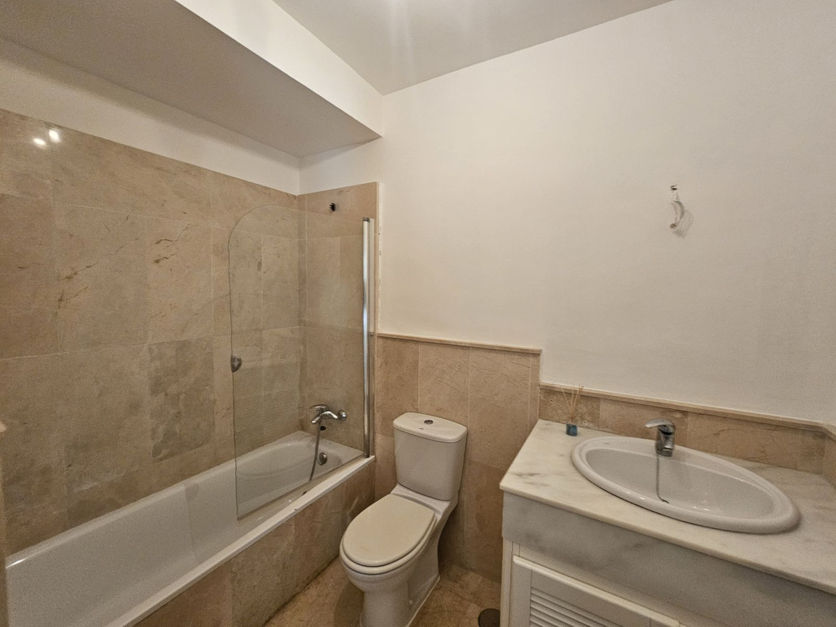 Te koop Half vrijstaand huis Costa Del Sol Riviera Del Sol € 395.000,-