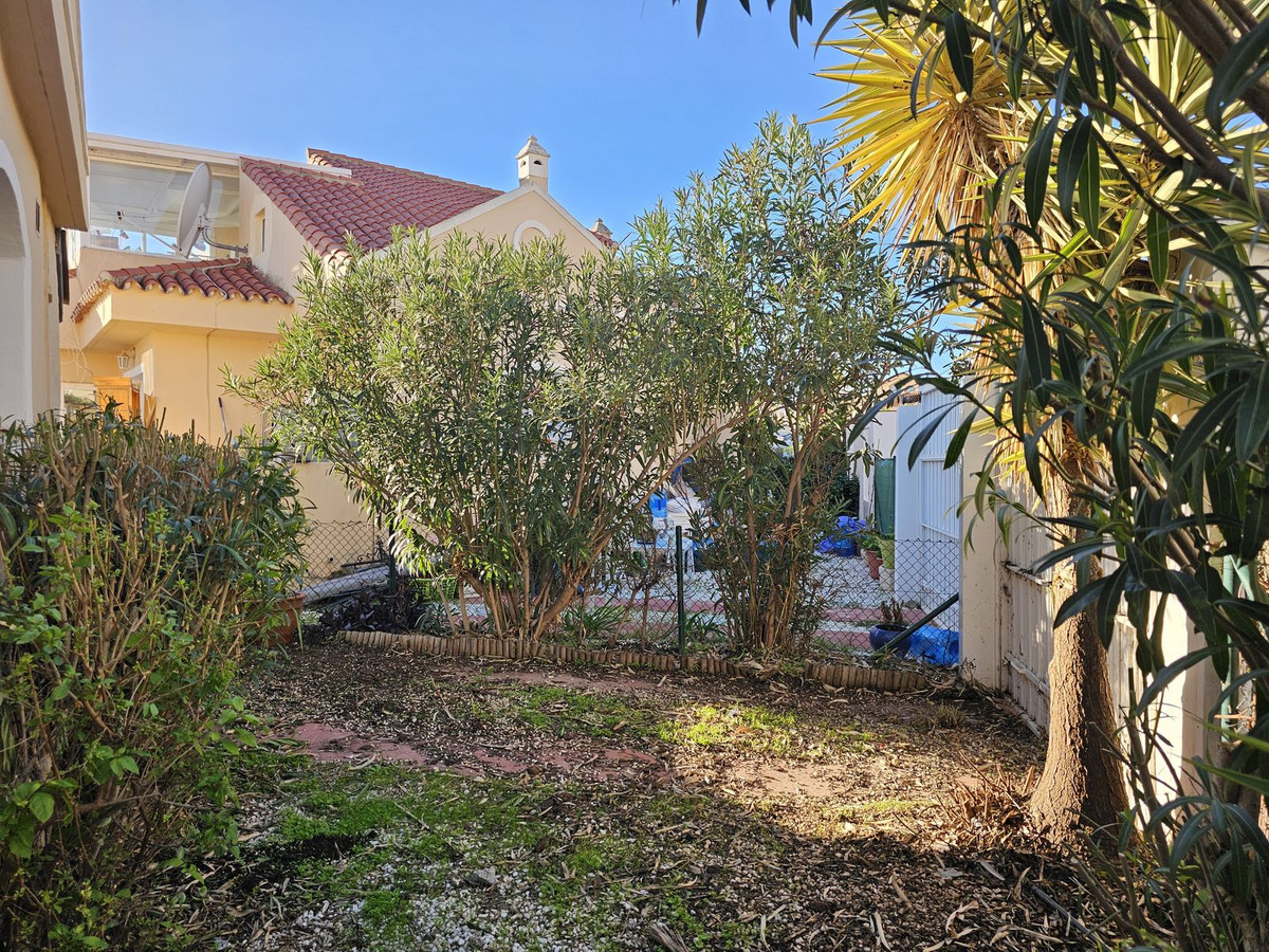 Te koop Half vrijstaand huis Costa Del Sol Riviera Del Sol € 395.000,-