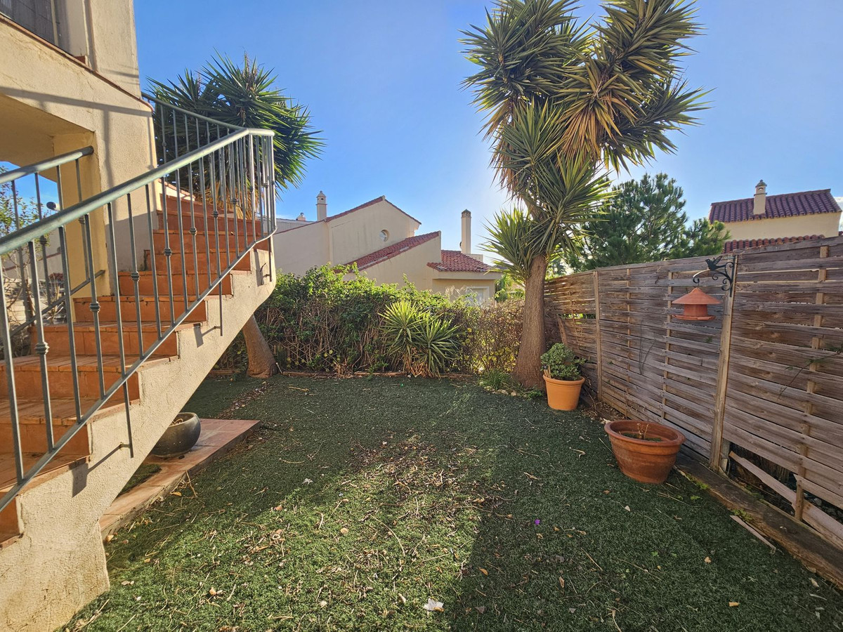 Te koop Half vrijstaand huis Costa Del Sol Riviera Del Sol € 395.000,-