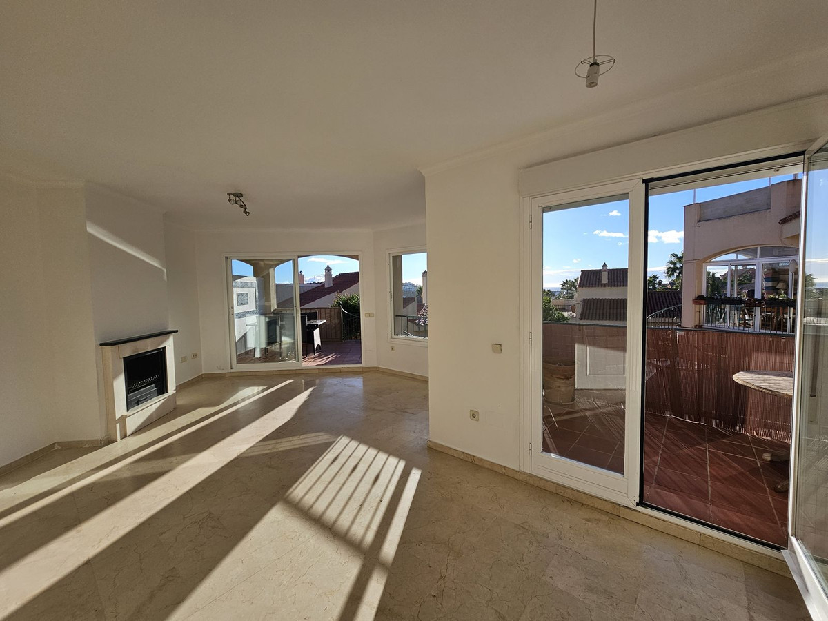 Te koop Half vrijstaand huis Costa Del Sol Riviera Del Sol € 395.000,-