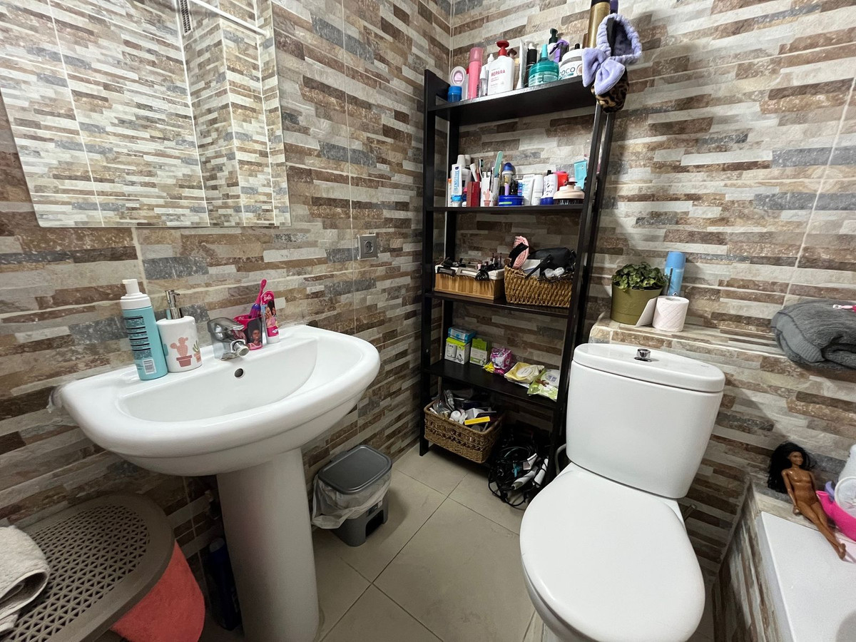 Te koop Middle Floor Apartment Costa Del Sol Marbella € 259.900,-