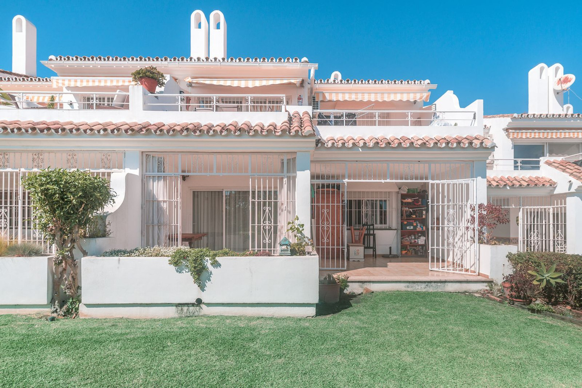 Te koop Gelijkvloers appartement Costa Del Sol Estepona € 315.000,-