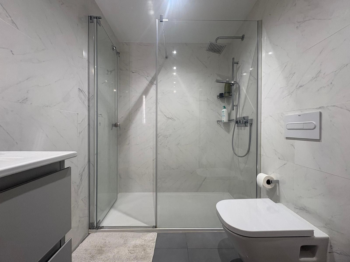 Te koop Middle Floor Apartment Costa Del Sol Marbella € 1.100.000,-