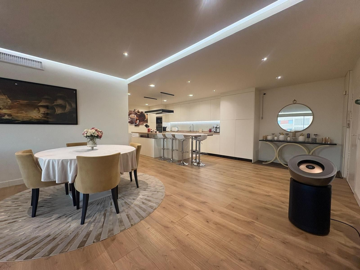 Te koop Middle Floor Apartment Costa Del Sol Marbella € 1.100.000,-