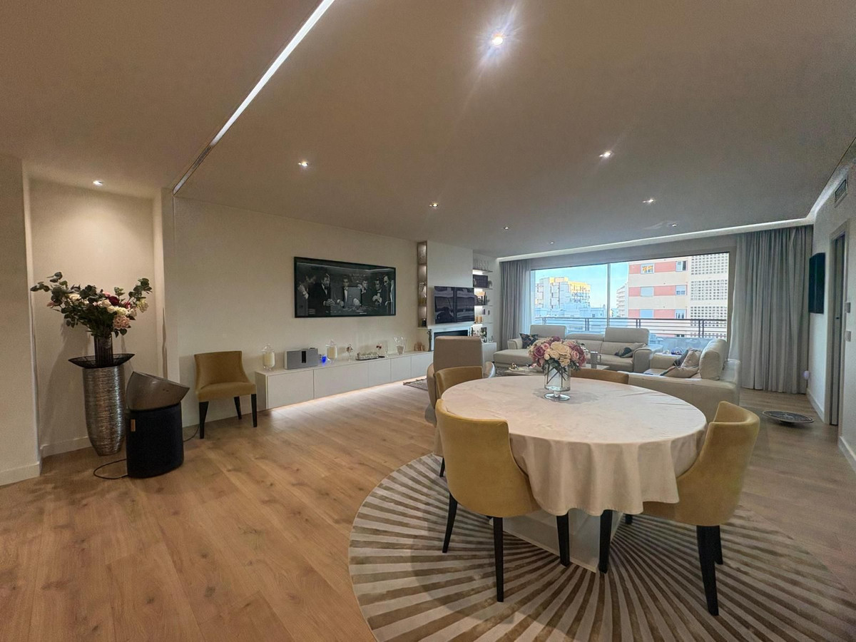 Te koop Middle Floor Apartment Costa Del Sol Marbella € 1.100.000,-