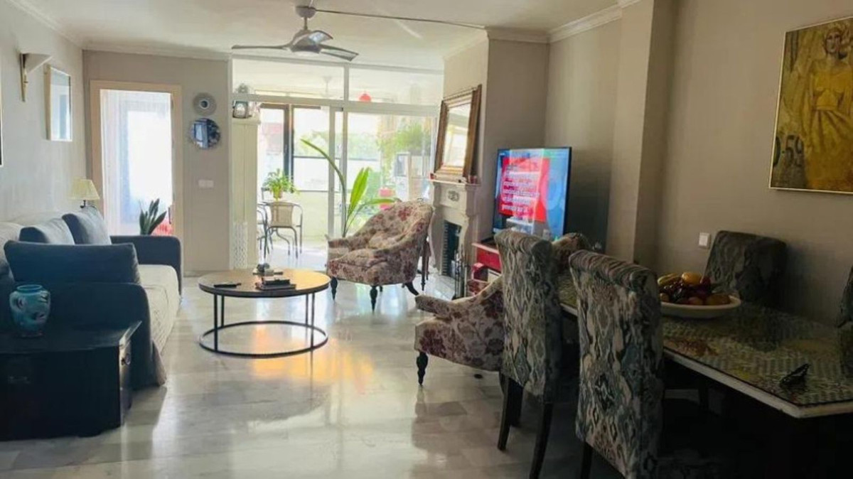 Te koop Middle Floor Apartment Costa Del Sol Nueva Andalucía € 505.000,-