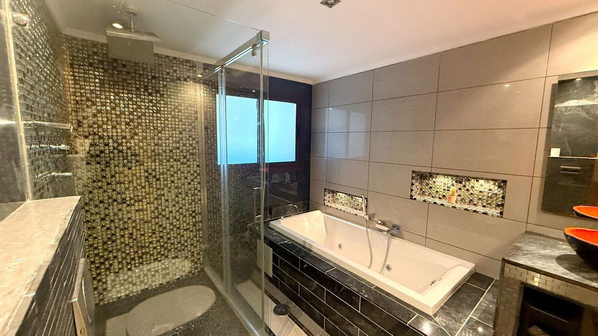 Te koop Vrijstaande Villa Costa Del Sol The Golden Mile € 2.850.000,-