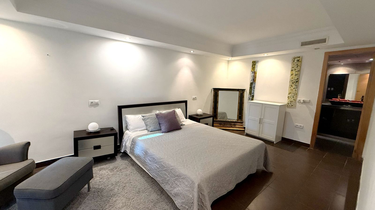 Te koop Vrijstaande Villa Costa Del Sol The Golden Mile € 2.850.000,-