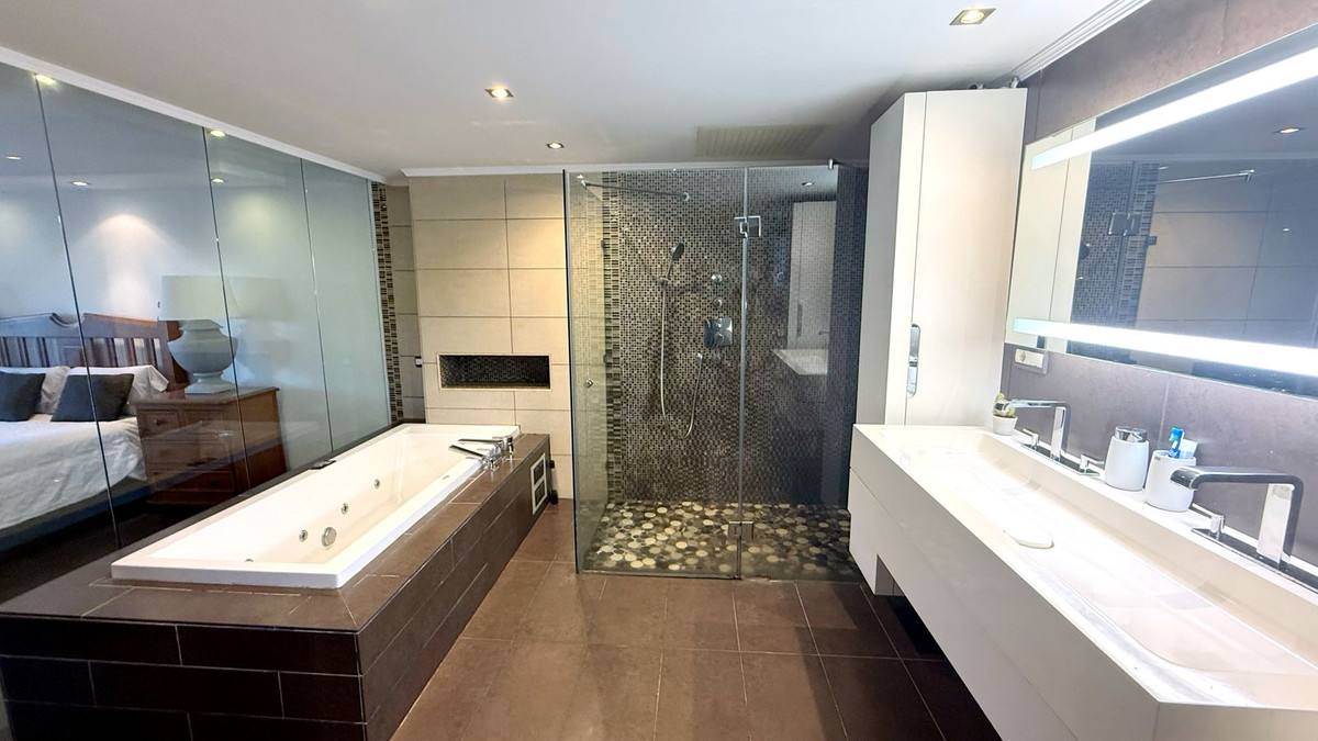 Te koop Vrijstaande Villa Costa Del Sol The Golden Mile € 2.850.000,-