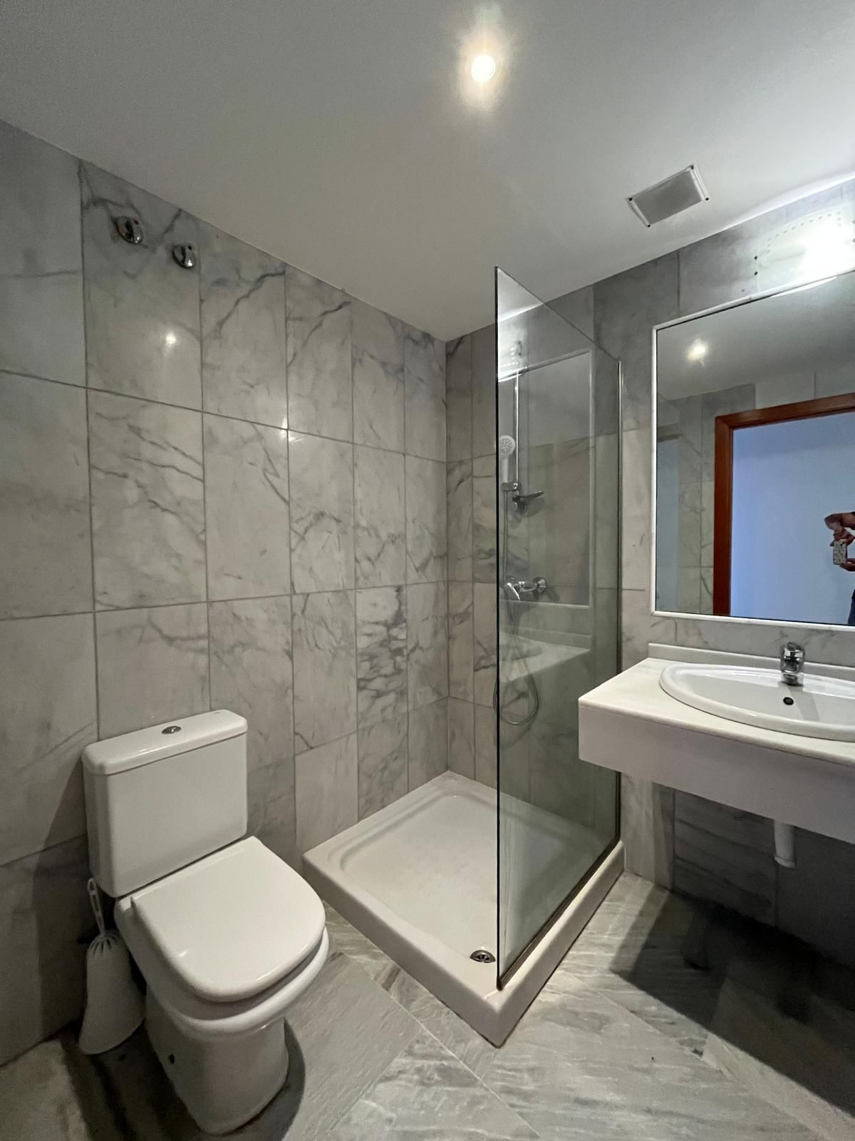 Te koop Middle Floor Apartment Costa Del Sol Estepona € 260.000,-