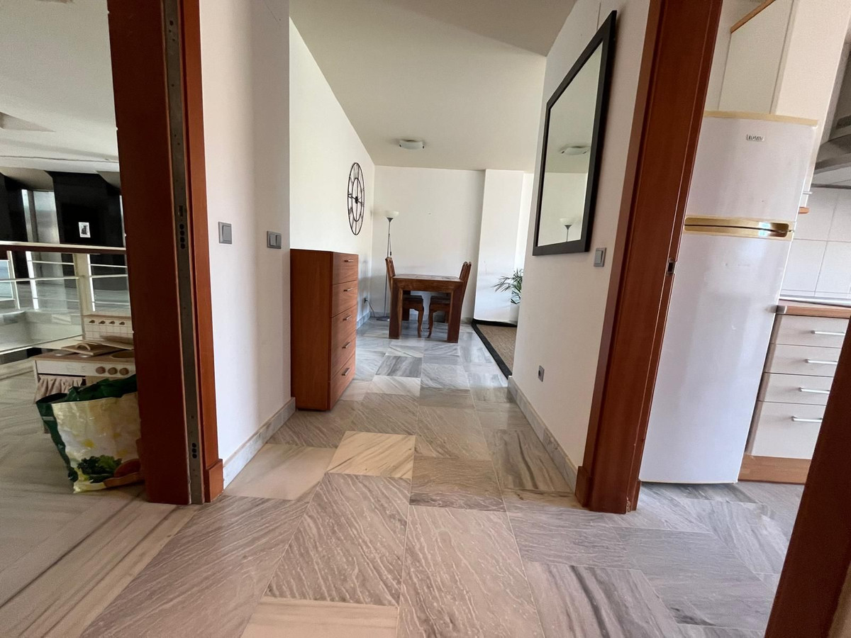 Te koop Middle Floor Apartment Costa Del Sol Estepona € 260.000,-