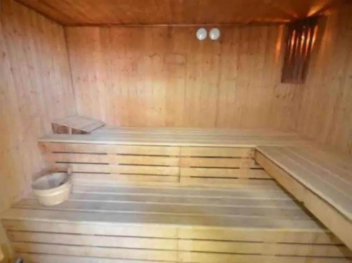 Te koop Middle Floor Apartment Costa Del Sol Estepona € 260.000,-